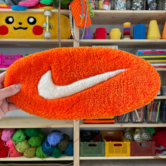 zz: Nike Table Rug Orange