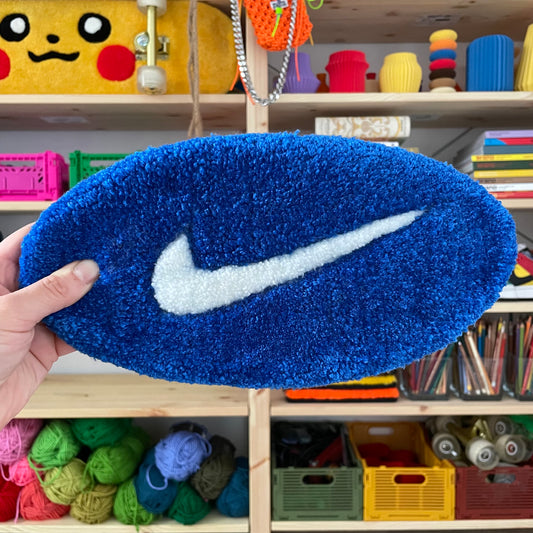 zz: Nike Table Rug royal blue