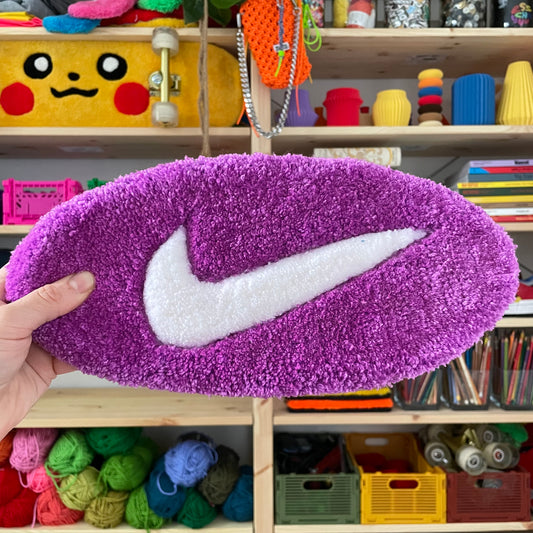 zz: Nike table Rug Wild Orchid