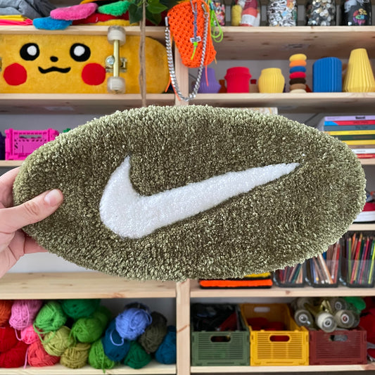 zz: Nike Table Rug Sage